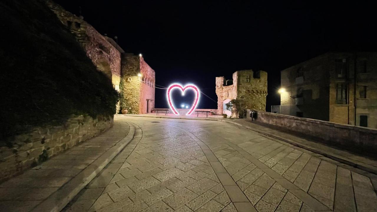 La Finestra Sul Porto Vila Termoli Exterior foto