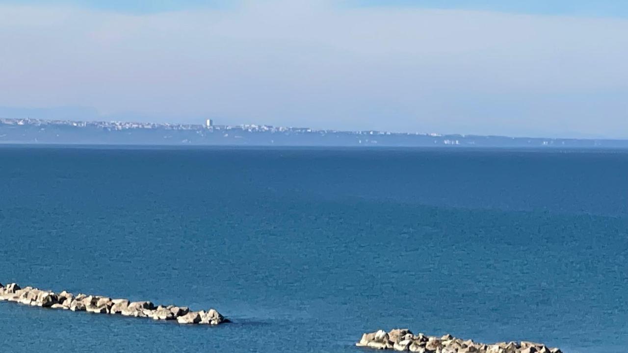 La Finestra Sul Porto Vila Termoli Exterior foto